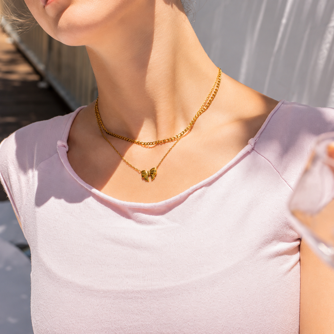 Bow Pendant Necklace – 18K Gold, Minimalist, Waterproof
