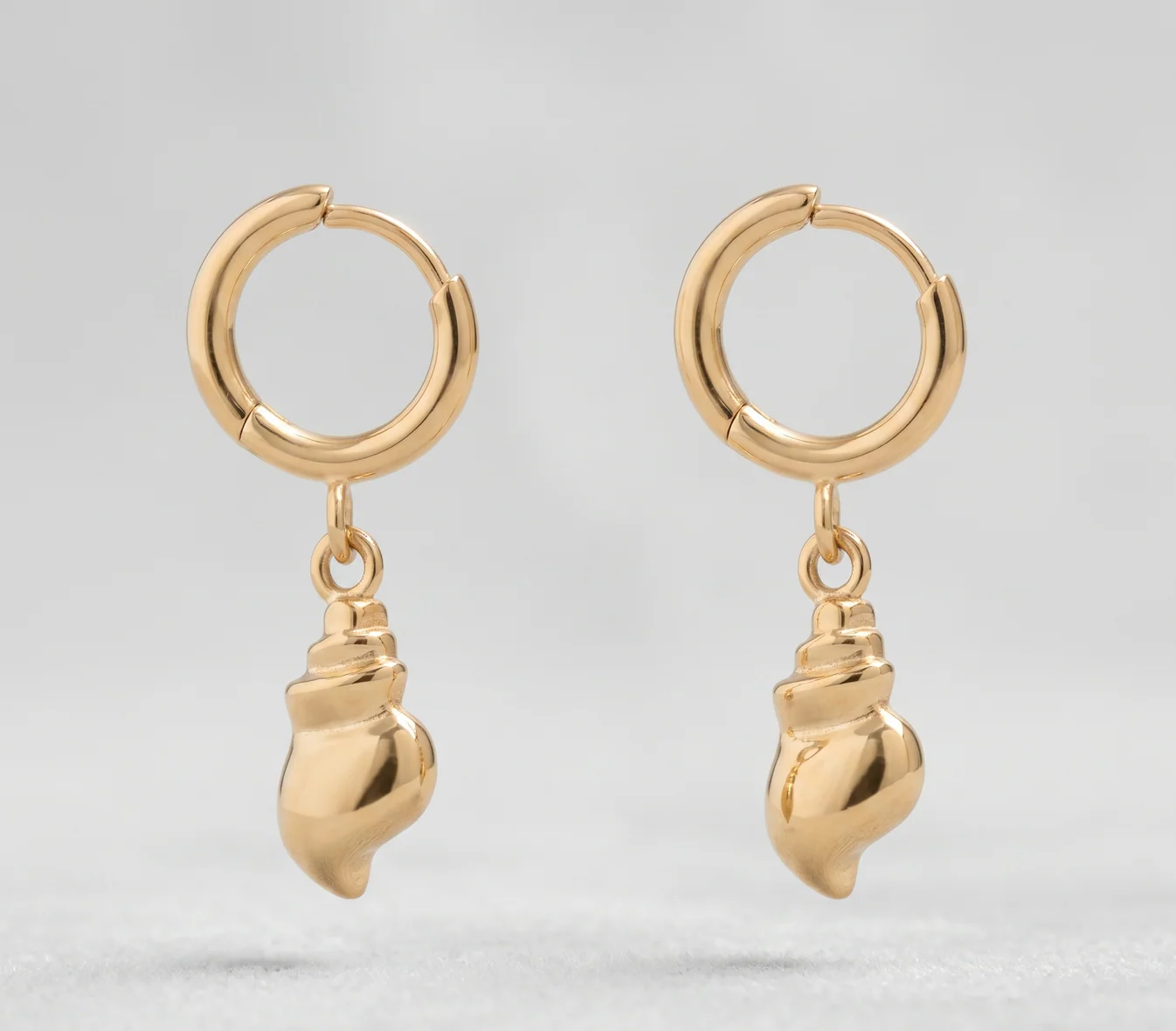 Conch Shell Huggie Earrings – 18K Gold, Coastal, Waterproof