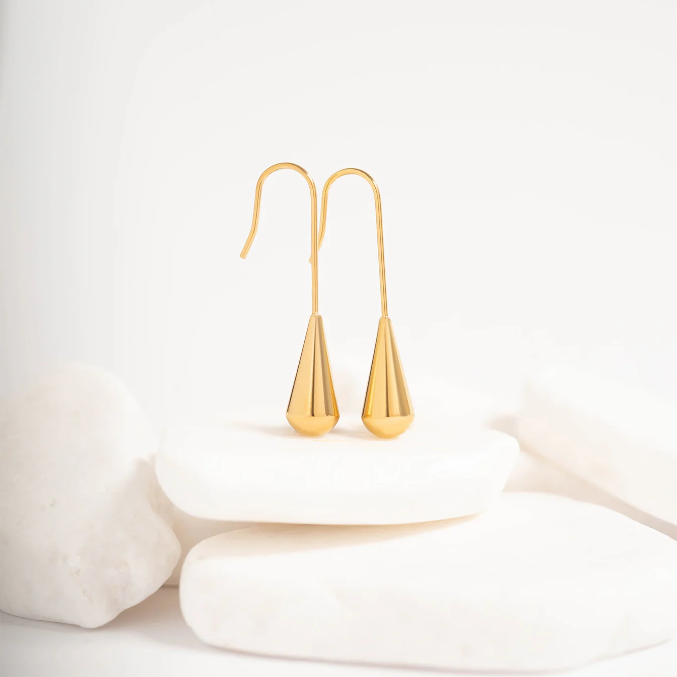 Drop Earrings – 18K Gold, Minimalist, Waterproof