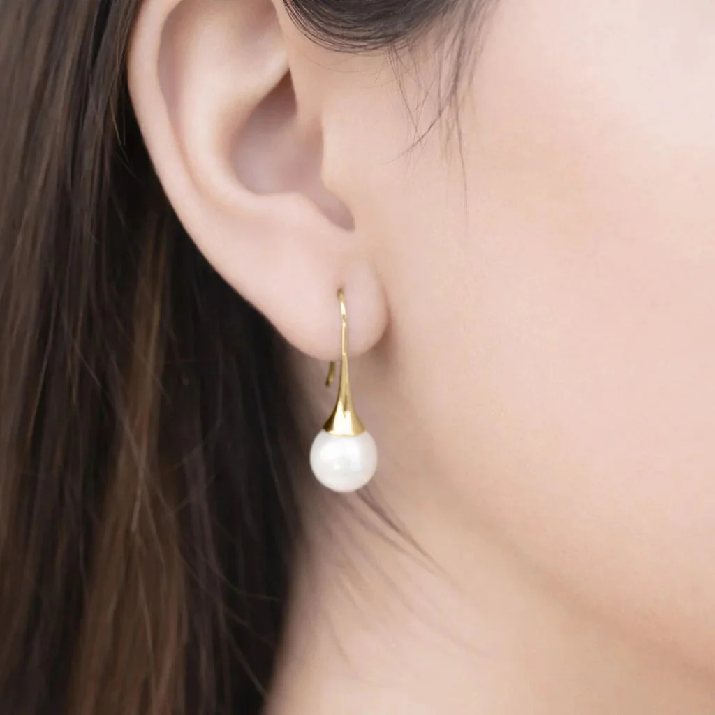 Large Pearl Drop Earrings – 18K Gold, Waterproof, Hypoallergenic
