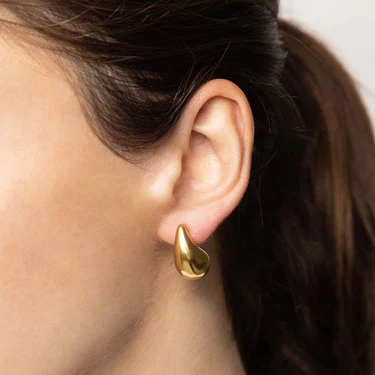 Teardrop Stud Earrings – 18K Gold, Minimalist, Waterproof