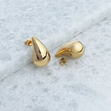 Teardrop Stud Earrings – 18K Gold, Minimalist, Waterproof